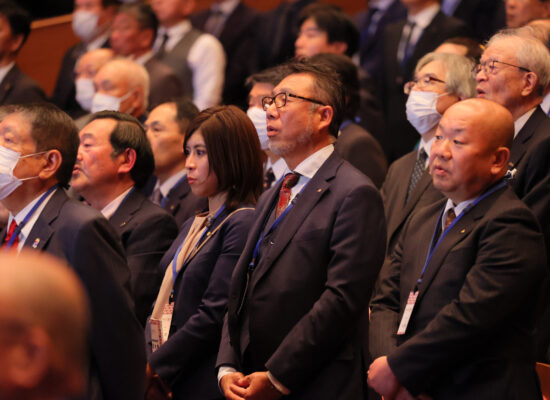 06_本会議-9